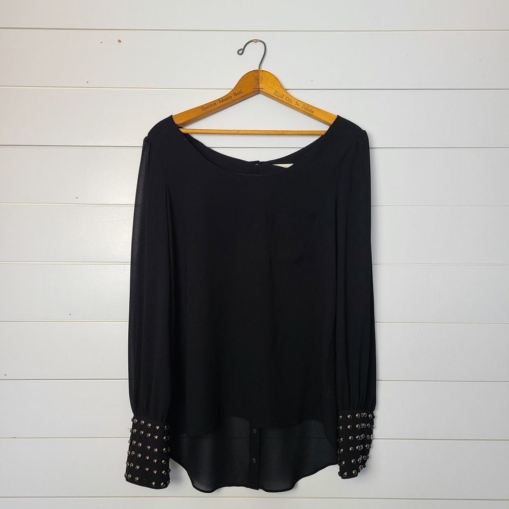☀️ Women's Double Zero Black H/L Button-Back Top